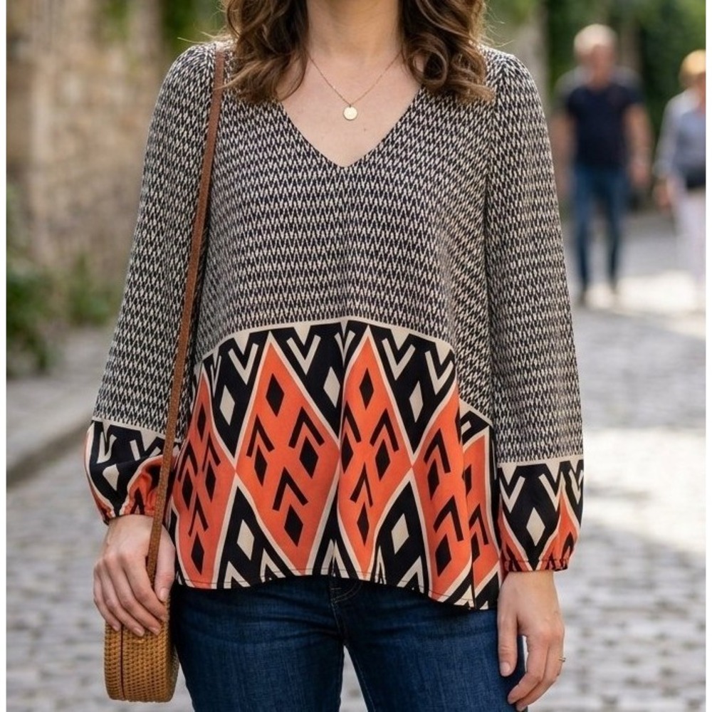Maeve by Anthropologie Geometric V-Neck Long Sleeve Blouse Tunic - Size XS
